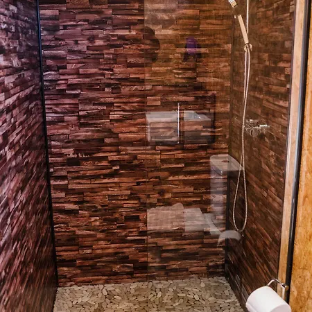 The Chard * 卡莱尔